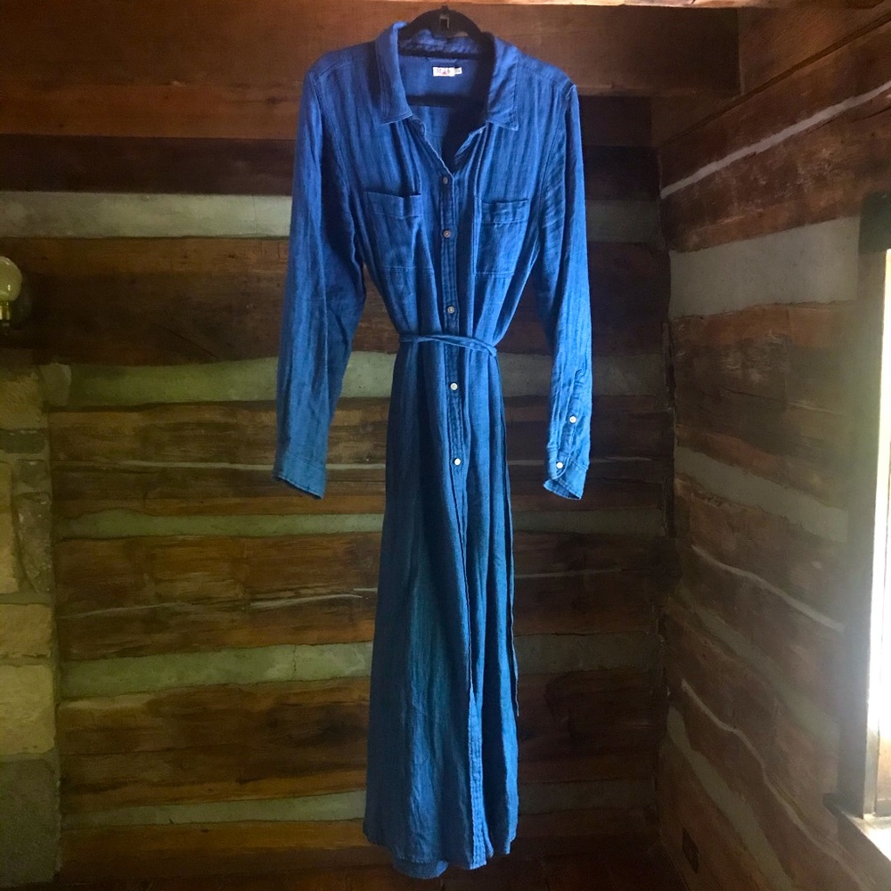 Faherty Button-Front Maxi Shirt Dress in Royal Blue - Picture 5 of 12